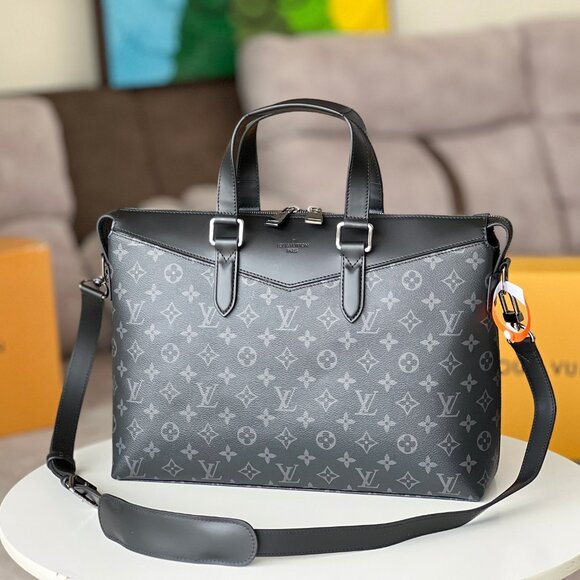 Louis Vuitton Porte Briefcase Explorer Shoulder Crossbody Bag - Picture 1 of 9